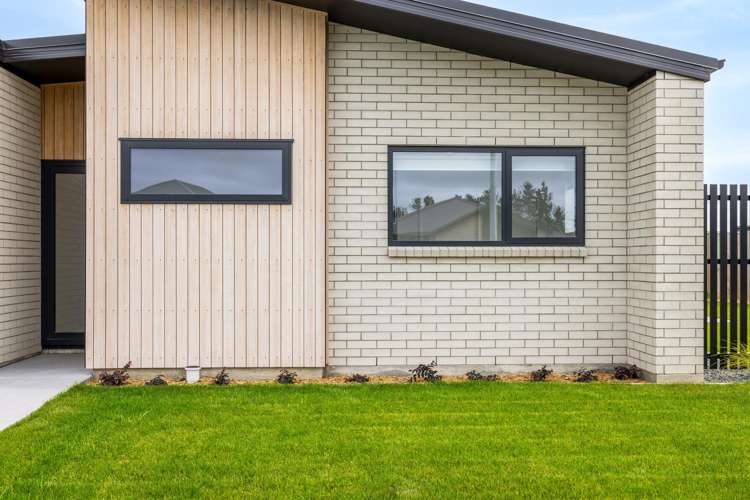 11-17 Greig Crescent - Lifestyle Villas Amberley_22