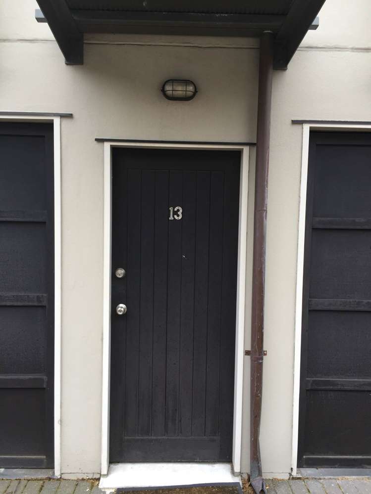 13/8 Dock Street Auckland Central_11