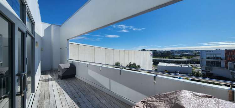 S4/20 Central Boulevard Silverdale_2