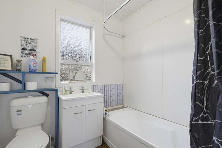 114 Wexford Road Miramar_12