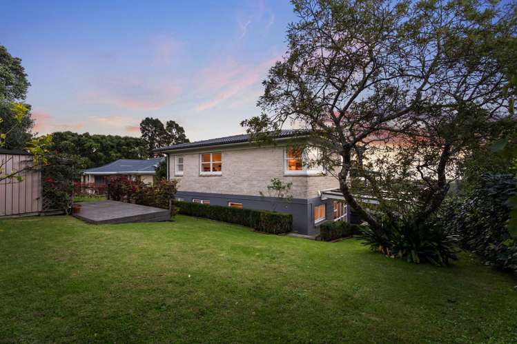 35 Ridgemount Rise Mangere Bridge_11