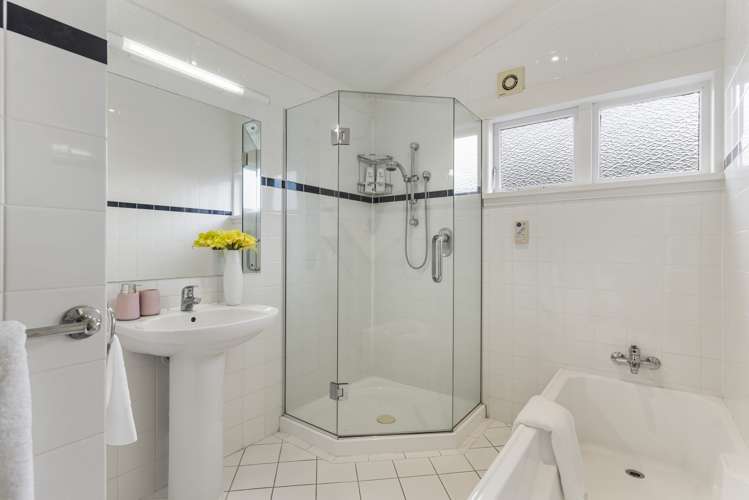 34 Mewburn Avenue Mount Eden_16