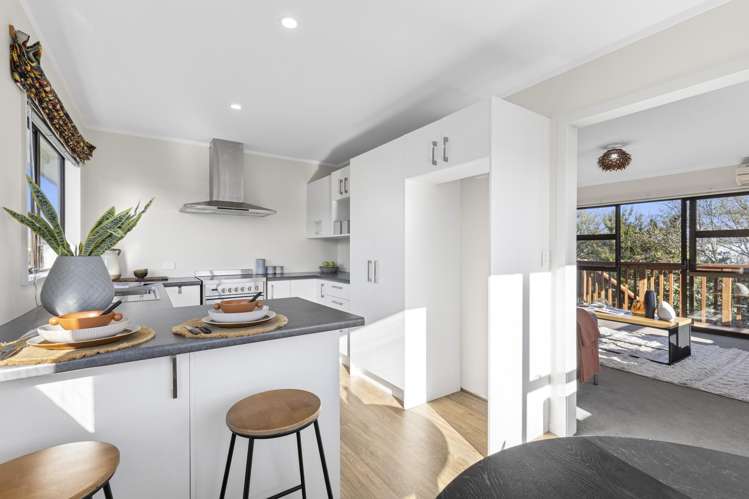 2/111 Parkers Road Tahunanui_3