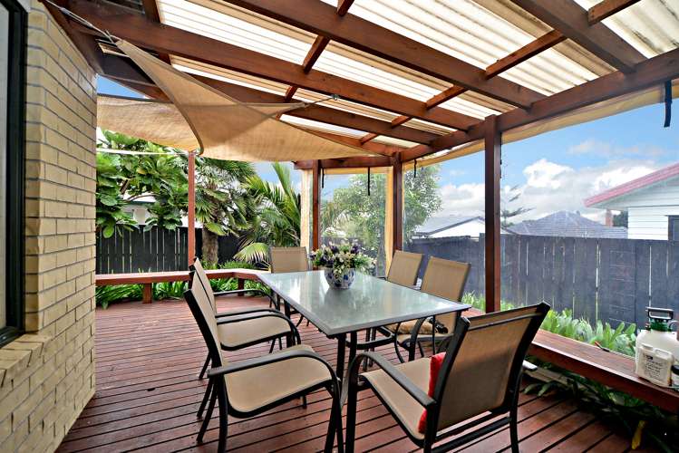 29a Clark Road Pahurehure_5