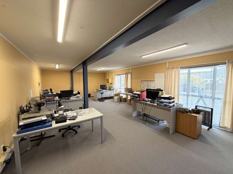 4 and 5/110 Whakatiki Street Trentham_7