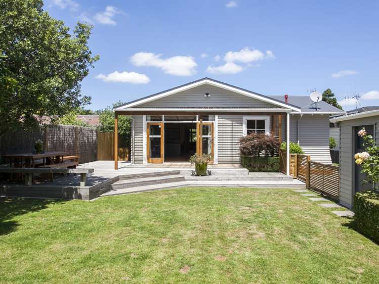 53 Dahlia Street Palmerston North Central_24