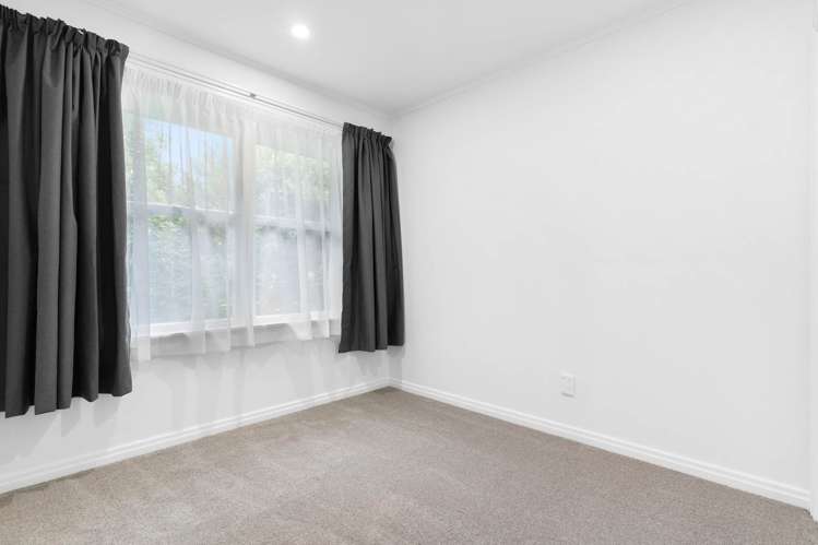 2/10 Mears Place Epsom_8