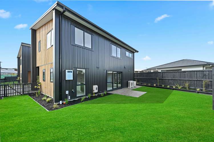 72 Maanihi Drive Rototuna North_1