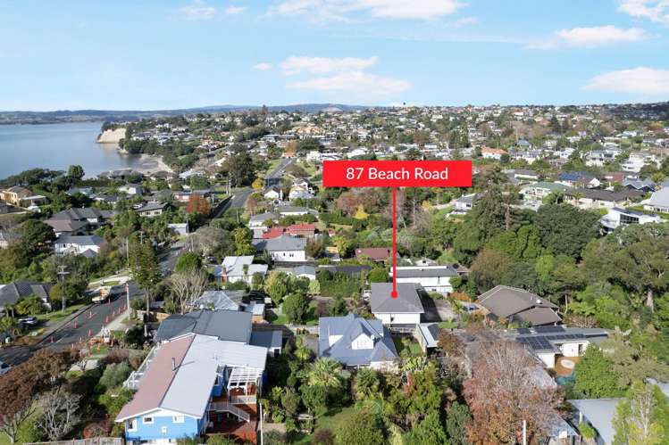 2/87 Beach Road Mellons Bay_30