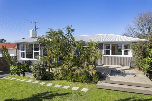 61 Glen Marine Parade Glendene_4