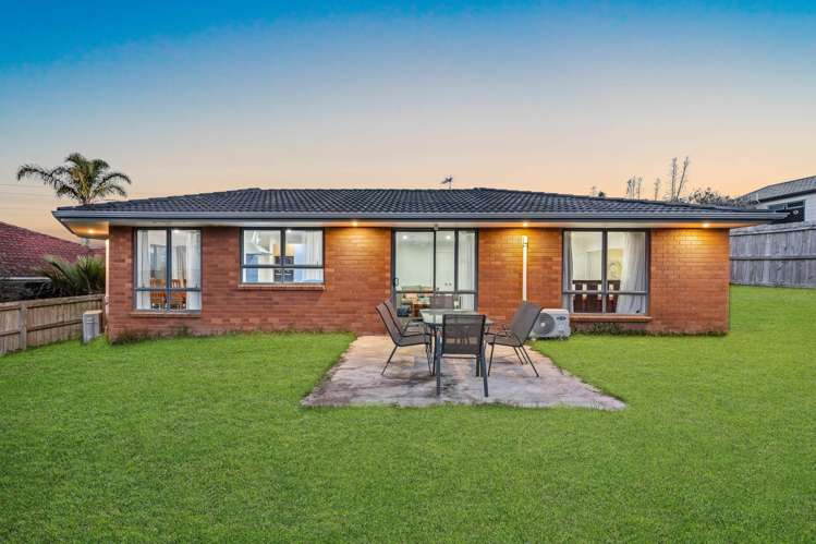 29 Broadfield Street Massey_34
