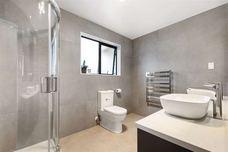 19 Hangar Lane Whenuapai_15