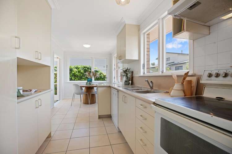 111 Bellevue Road Brookfield_9