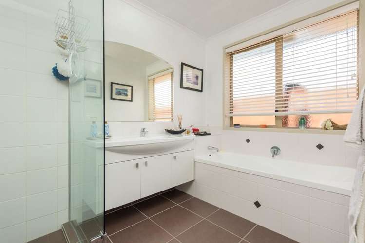 78 Arabian Drive Papamoa_16