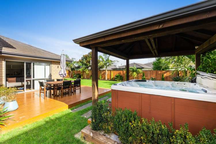 8 Scotsmoor Drive Wattle Downs_24