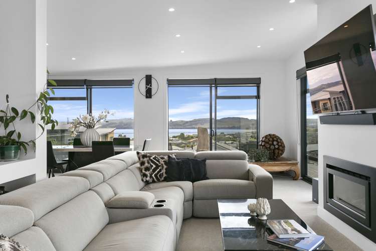 32 Coprosma Crescent Waipahihi_8