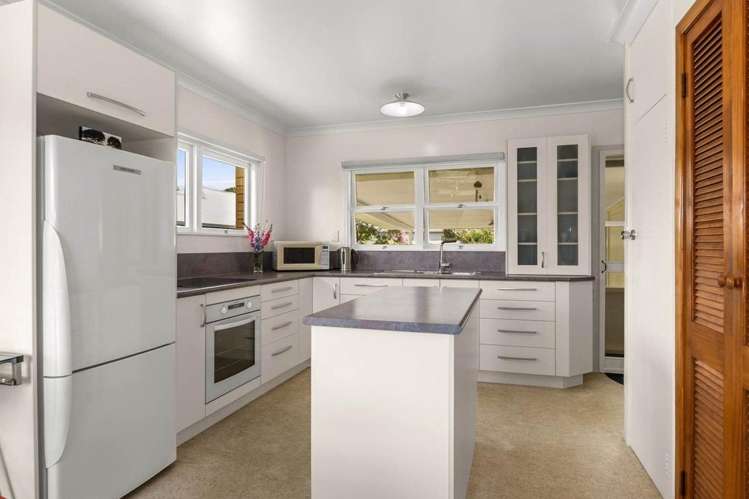 6 Wentworth Place Te Kamo_3