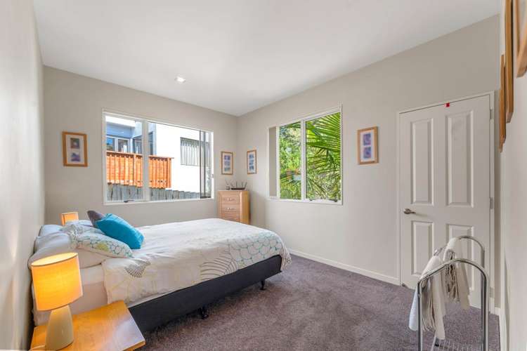 42 Newbury Place Schnapper Rock_10