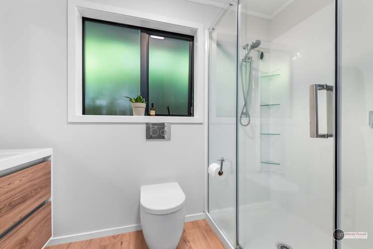 14a Nikau Grove Woburn_16