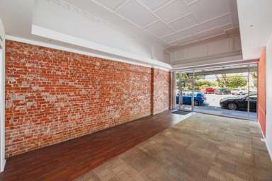 137 The Square_2