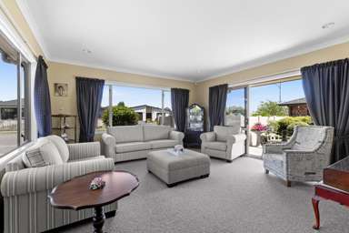 75 Russell Robertson Drive_1