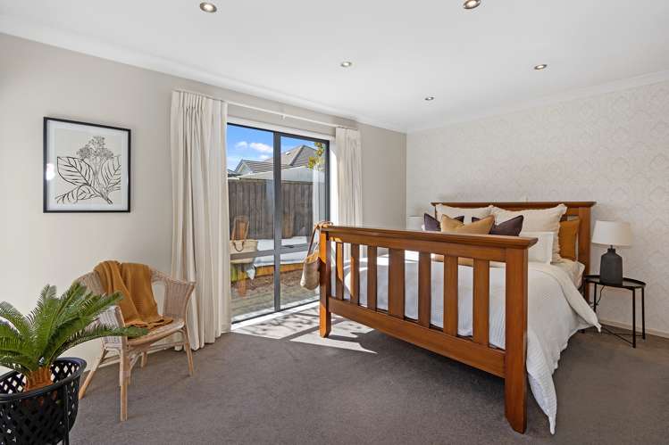 18 Applefield Court Northwood_12