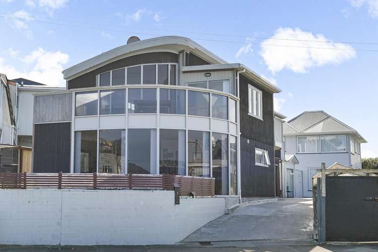 96B Lyall Parade Lyall Bay_0