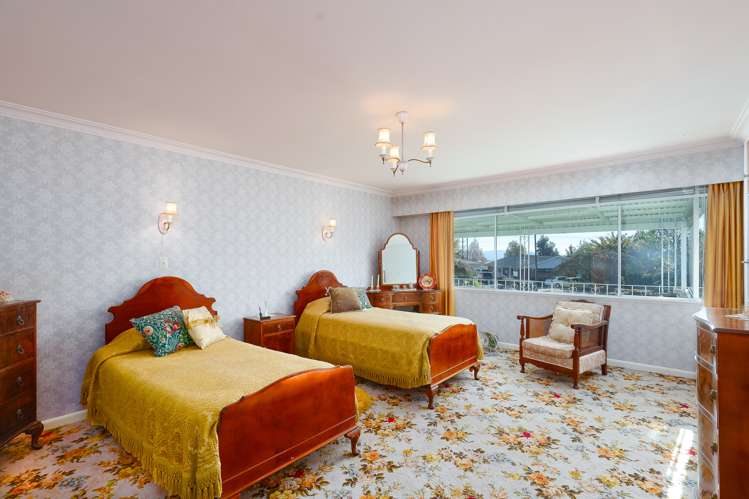 13 Neale Avenue Stoke_12