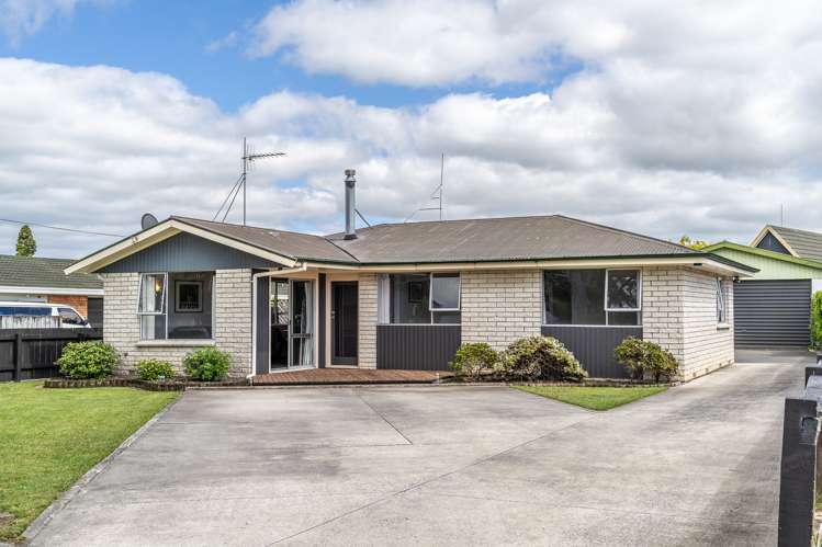 32 Livingstone Avenue Nawton_7