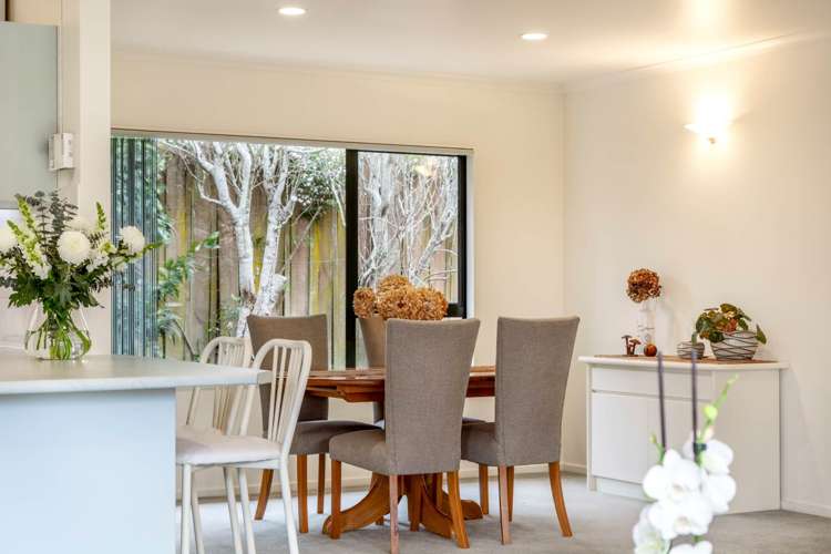 2/6 Wairere Road Torbay_7