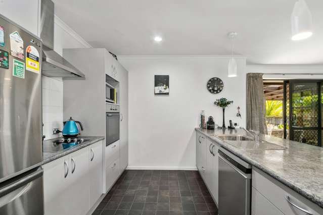 16 Weka Place 10728_4