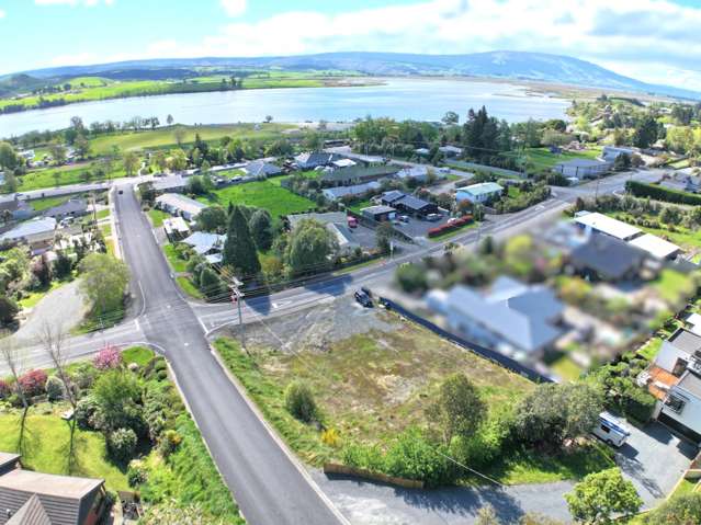 Lakeside Living With Endless Potential