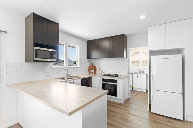 122 Joy Street Shirley_14