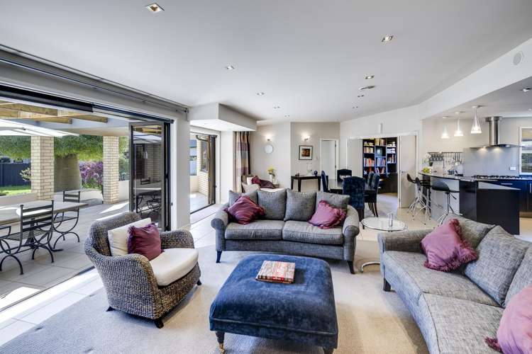 8 Saint Hill Lane Havelock North_3