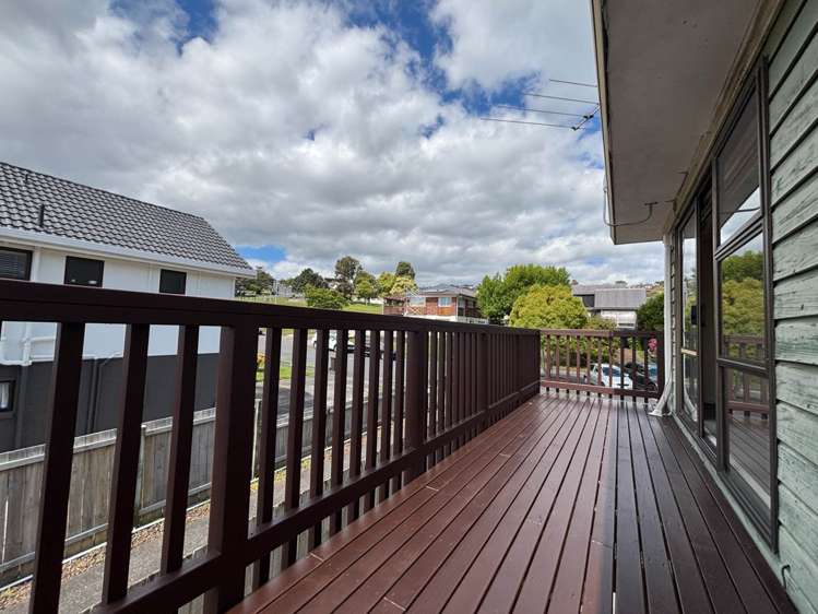 11A Mongorry Place Mt Roskill_14