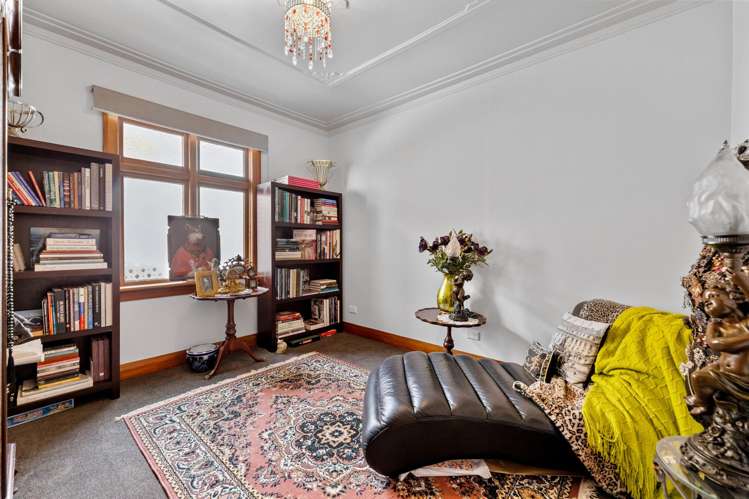 32 Nottingham Crescent Calton Hill_19