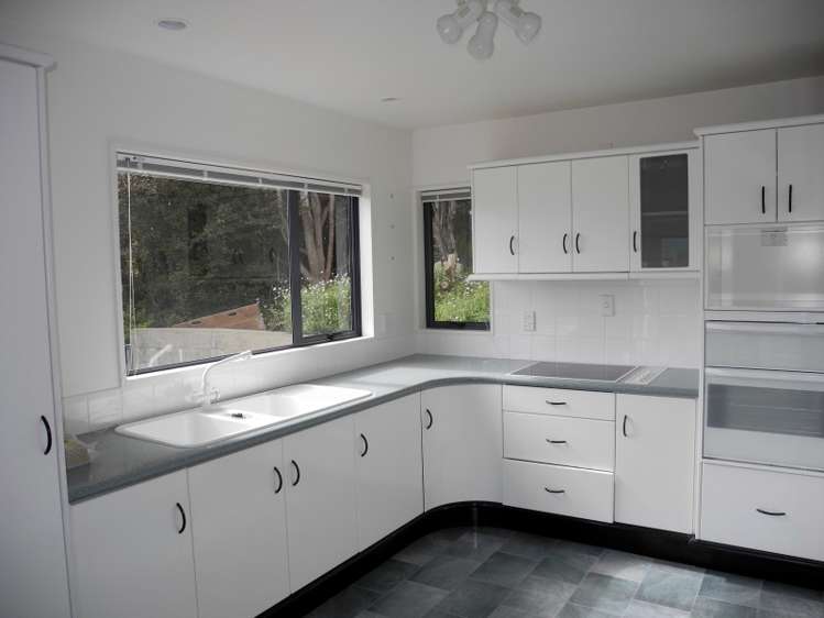 21 Walnut Place Akaroa_10