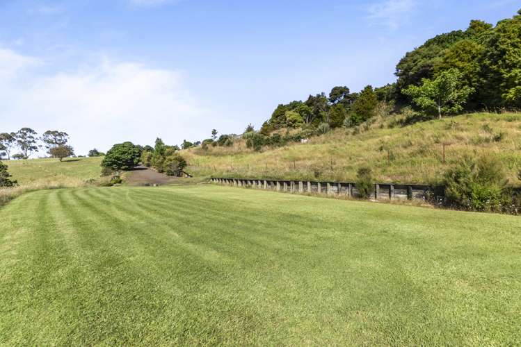 15 Long Road Waitakere_16