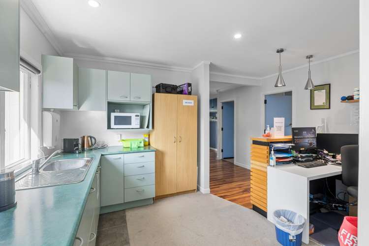 28 Centreway Road Orewa_8