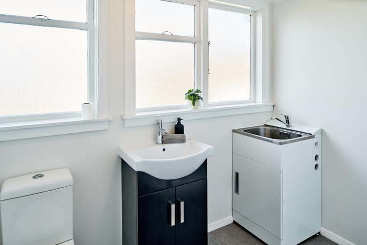 38a Victory Crescent Tawa_17