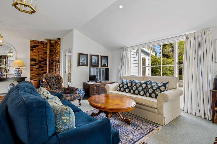 211 Summerhill Road Cust_13