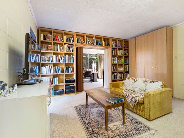 5 Exeter Crescent Springvale_24