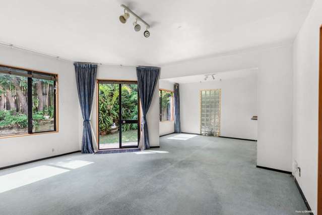 2/6 Mira Place Windsor Park_1