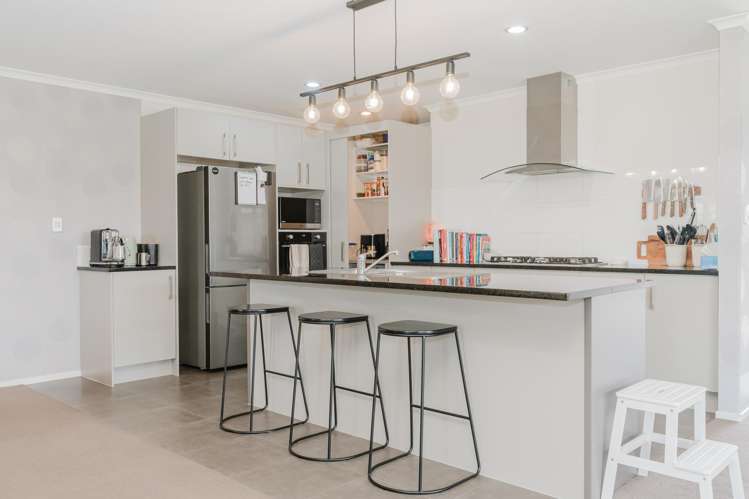 15 Hector Drive Rototuna North_11