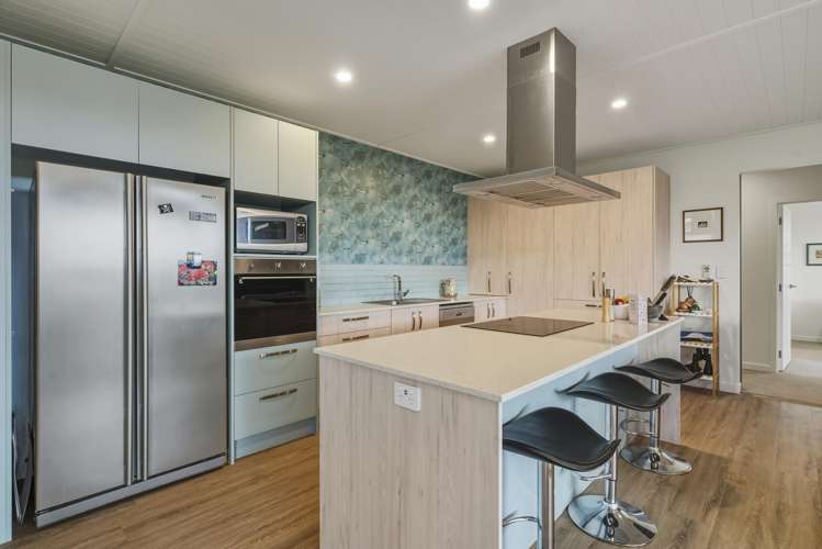 1245 Coast Road Karitane_12