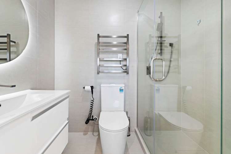 9/4 Dunkirk Road Panmure_17