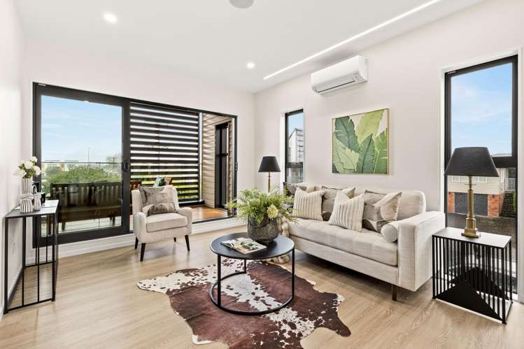 3/16 Woodford Avenue_0