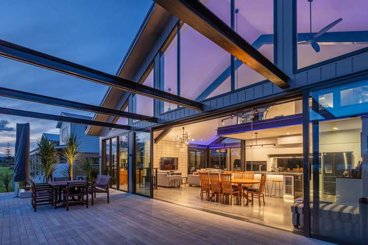 112 Ti Kouka Crescent_1