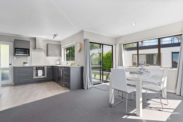 54 Strathmore Street Matua_8