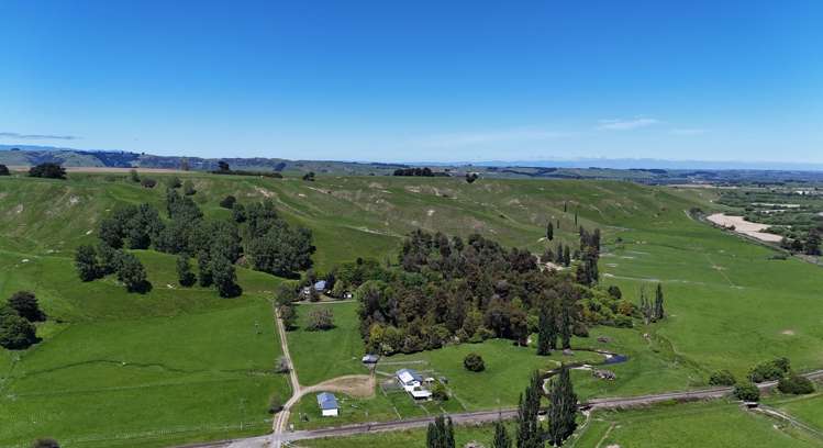 38 Silverhope Road Hunterville_1